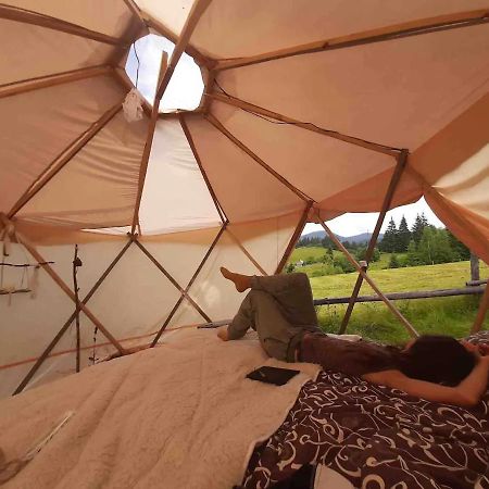 Eco Glamping - Carpathians. Retreat Hub Dzin Space Verchovyna Exteriör bild